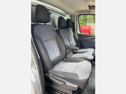 Vauxhall Vivaro 1.6 CDTi 2900 L2 H1 Euro 6 (s/s) 5dr 32