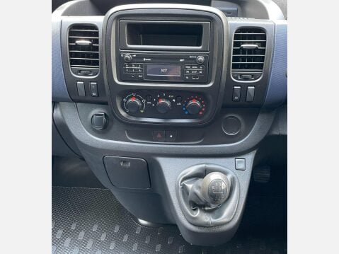 Vauxhall Vivaro 1.6 CDTi 2900 L2 H1 Euro 6 (s/s) 5dr 39