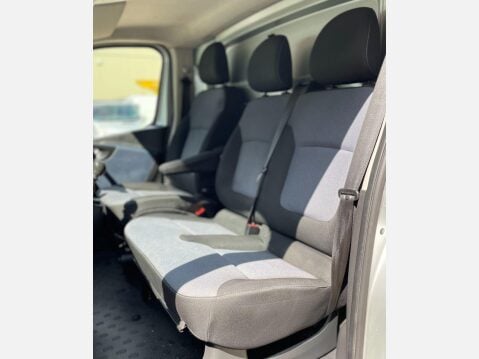 Vauxhall Vivaro 1.6 CDTi 2900 L2 H1 Euro 6 (s/s) 5dr 42