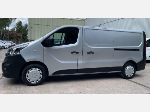 Vauxhall Vivaro 1.6 CDTi 2900 L2 H1 Euro 6 (s/s) 5dr 23