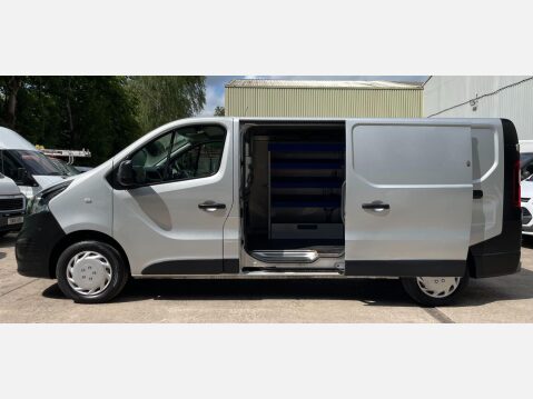 Vauxhall Vivaro 1.6 CDTi 2900 L2 H1 Euro 6 (s/s) 5dr 20