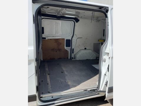 Ford Transit Custom 2.0 TDCi 310 L1 H1 5dr 23