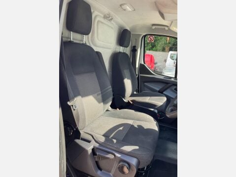 Ford Transit Custom 2.0 TDCi 310 L1 H1 5dr 32