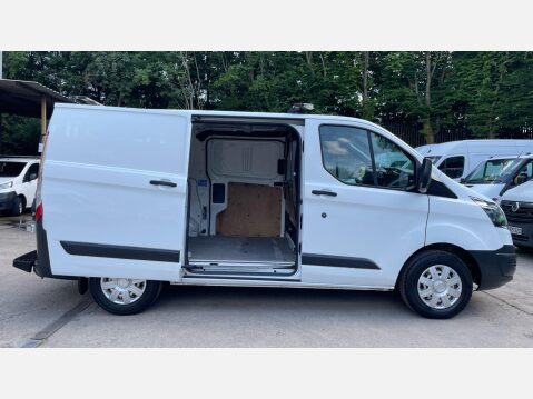 Ford Transit Custom 2.0 TDCi 310 L1 H1 5dr 8