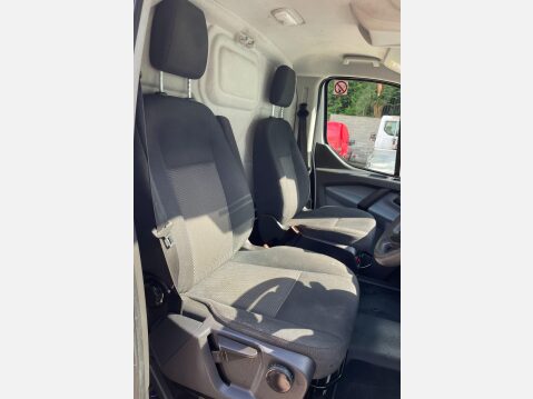 Ford Transit Custom 2.0 TDCi 310 L1 H1 5dr 32
