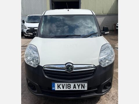Vauxhall Combo L2H1 2300 S/S 15