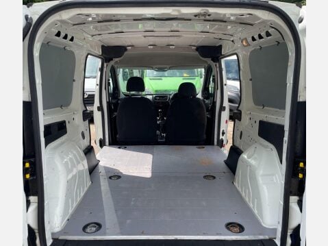 Vauxhall Combo L2H1 2300 S/S 18