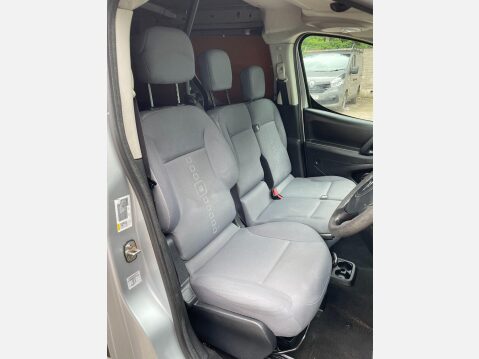 Citroen Berlingo 1.6 HDi 625 Enterprise L1 5dr (Euro 5) 22