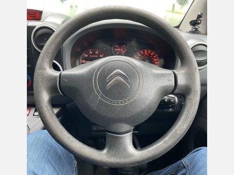 Citroen Berlingo 1.6 HDi 625 Enterprise L1 5dr (Euro 5) 25