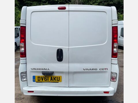 Vauxhall Vivaro 2.0 2900 CDTi Sportive FWD L3 4dr 9