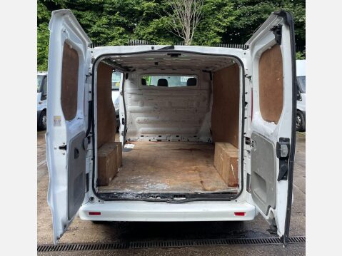 Vauxhall Vivaro 2.0 2900 CDTi Sportive FWD L3 4dr 10