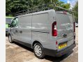 Renault Trafic 1.6 dCi ENERGY 27 Business+ SWB Standard Roof Euro 5 (s/s) 5dr 12