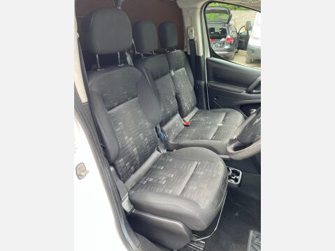 Citroen Berlingo 1.6 HDi 625 LX L1 5dr 23