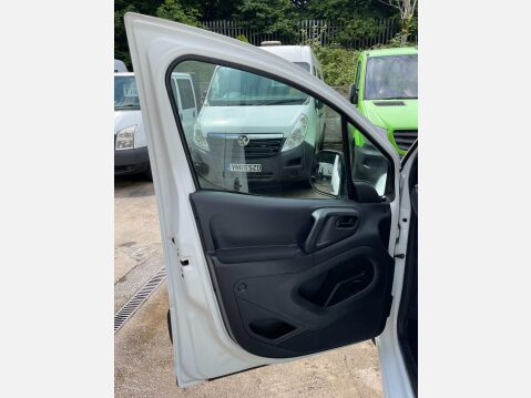 Citroen Berlingo 1.6 HDi 625 LX L1 5dr 33
