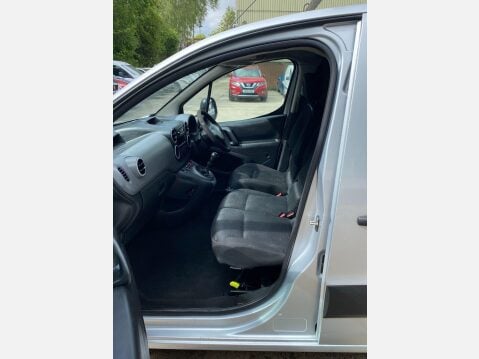 Citroen Berlingo 1.6 HDi 850 Enterprise L1 5dr 33