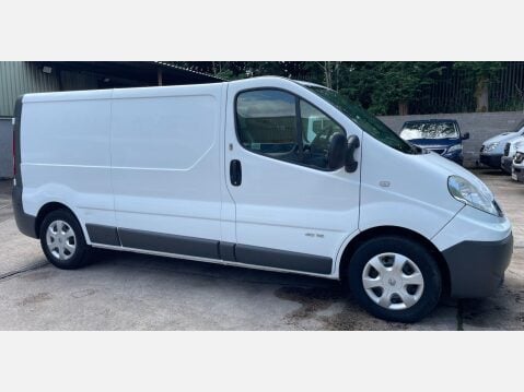 Renault Trafic 2.0 dCi LL29 L3 H1 4dr 5