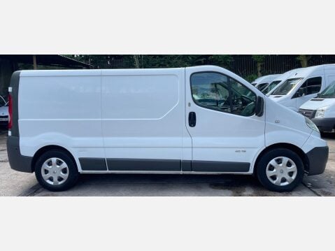 Renault Trafic 2.0 dCi LL29 L3 H1 4dr 6