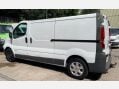 Renault Trafic 2.0 dCi LL29 L3 H1 4dr 11