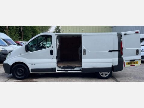 Renault Trafic 2.0 dCi LL29 L3 H1 4dr 19
