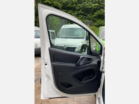 Citroen Berlingo 1.6 HDi 625 Enterprise L1 5dr (Euro 5) 36