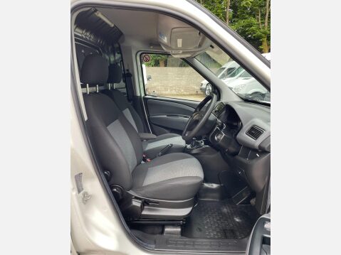Fiat Doblo 1.6 JTD MultiJet 16v L1 H1 4dr 24