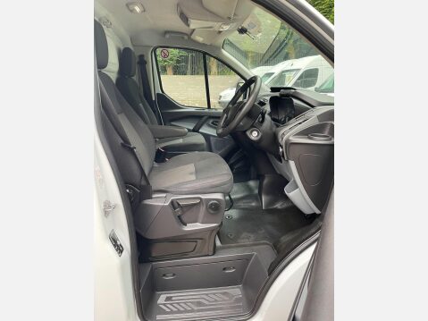 Ford Transit Custom 2.0 TDCi 310 L1 H1 5dr 25