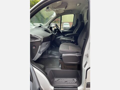 Ford Transit Custom 2.0 TDCi 310 L1 H1 5dr 37