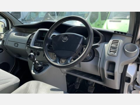 Vauxhall Vivaro 2.0 2900 CDTi Sportive FWD L3 4dr 21