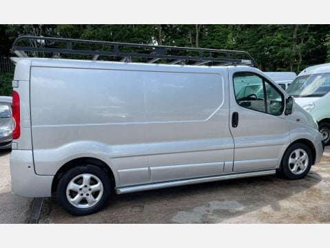 Vauxhall Vivaro 2.0 2900 CDTi Sportive FWD L3 4dr 7