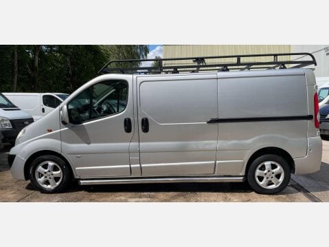 Vauxhall Vivaro 2.0 2900 CDTi Sportive FWD L3 4dr 12