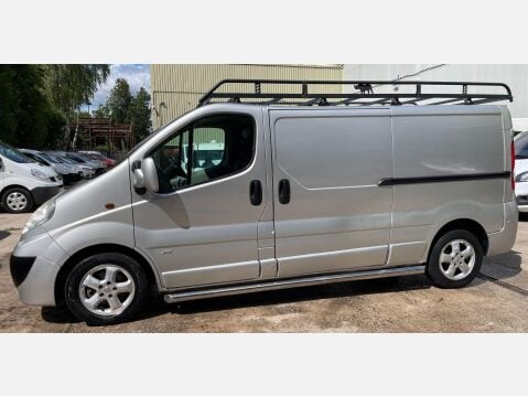 Vauxhall Vivaro 2.0 2900 CDTi Sportive FWD L3 4dr 13