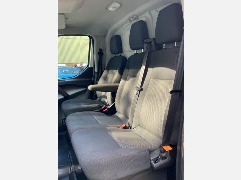 Ford Transit Custom 2.0 TDCi 290 L1 H1 5dr 37