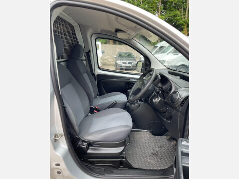 Peugeot Bipper 1.3 HDi Professional FWD L1 H1 3dr 23