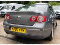 Volkswagen Passat 2.0 TDI SE DSG Euro 4 4dr 9