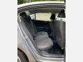 Volkswagen Passat 2.0 TDI SE DSG Euro 4 4dr 35