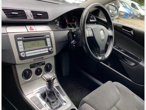 Volkswagen Passat 2.0 TDI SE DSG Euro 4 4dr 44