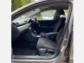 Volkswagen Passat 2.0 TDI SE DSG Euro 4 4dr 41