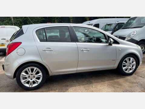 Vauxhall Corsa 1.2i 16v Design 5dr (a/c) 8