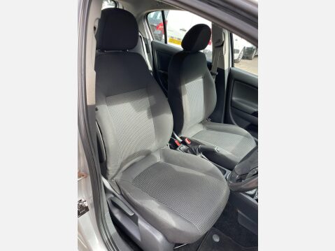 Vauxhall Corsa 1.2i 16v Design 5dr (a/c) 27