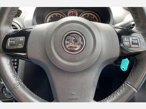 Vauxhall Corsa 1.2i 16v Design 5dr (a/c) 31