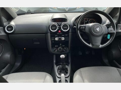 Vauxhall Corsa 1.2i 16v Design 5dr (a/c) 33