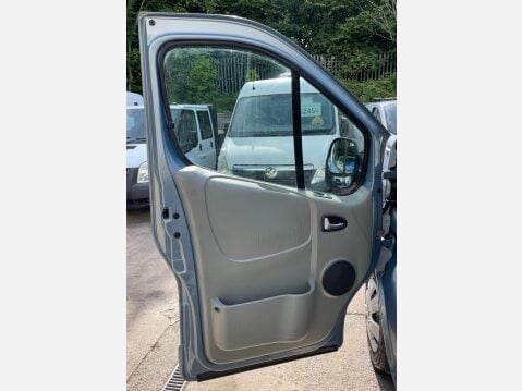 Vauxhall Vivaro 2.0 CDTi Sportive FWD L1 4dr 31