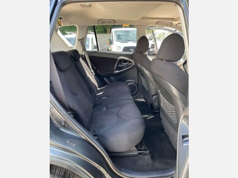 Toyota Rav4 2.2 D-4D XT-R 4WD 5dr 10