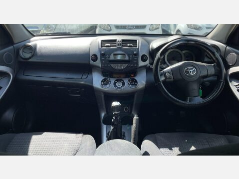 Toyota Rav4 2.2 D-4D XT-R 4WD 5dr 32