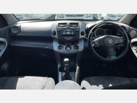 Toyota Rav4 2.2 D-4D XT-R 4WD 5dr 32