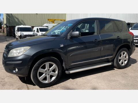 Toyota Rav4 2.2 D-4D XT-R 4WD 5dr 21