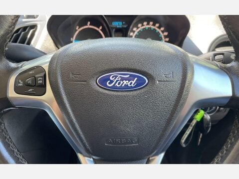 Ford Transit Courier 1.5 TDCi Trend L1 Euro 6 5dr 28