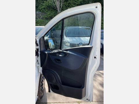 Vauxhall Vivaro 1.6 CDTi 2900 L2 H1 Euro 5 5dr 21