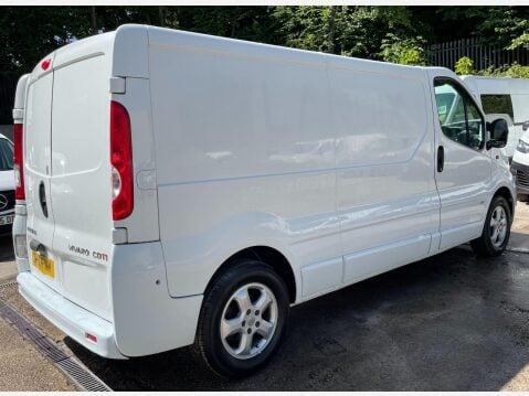 Vauxhall Vivaro 2.0 2900 CDTi Sportive FWD L3 4dr 9