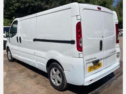 Vauxhall Vivaro 2.0 2900 CDTi Sportive FWD L3 4dr 13